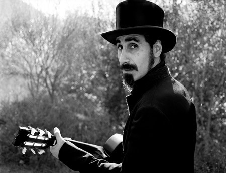 Serj+Tankian+Serj_Guitar